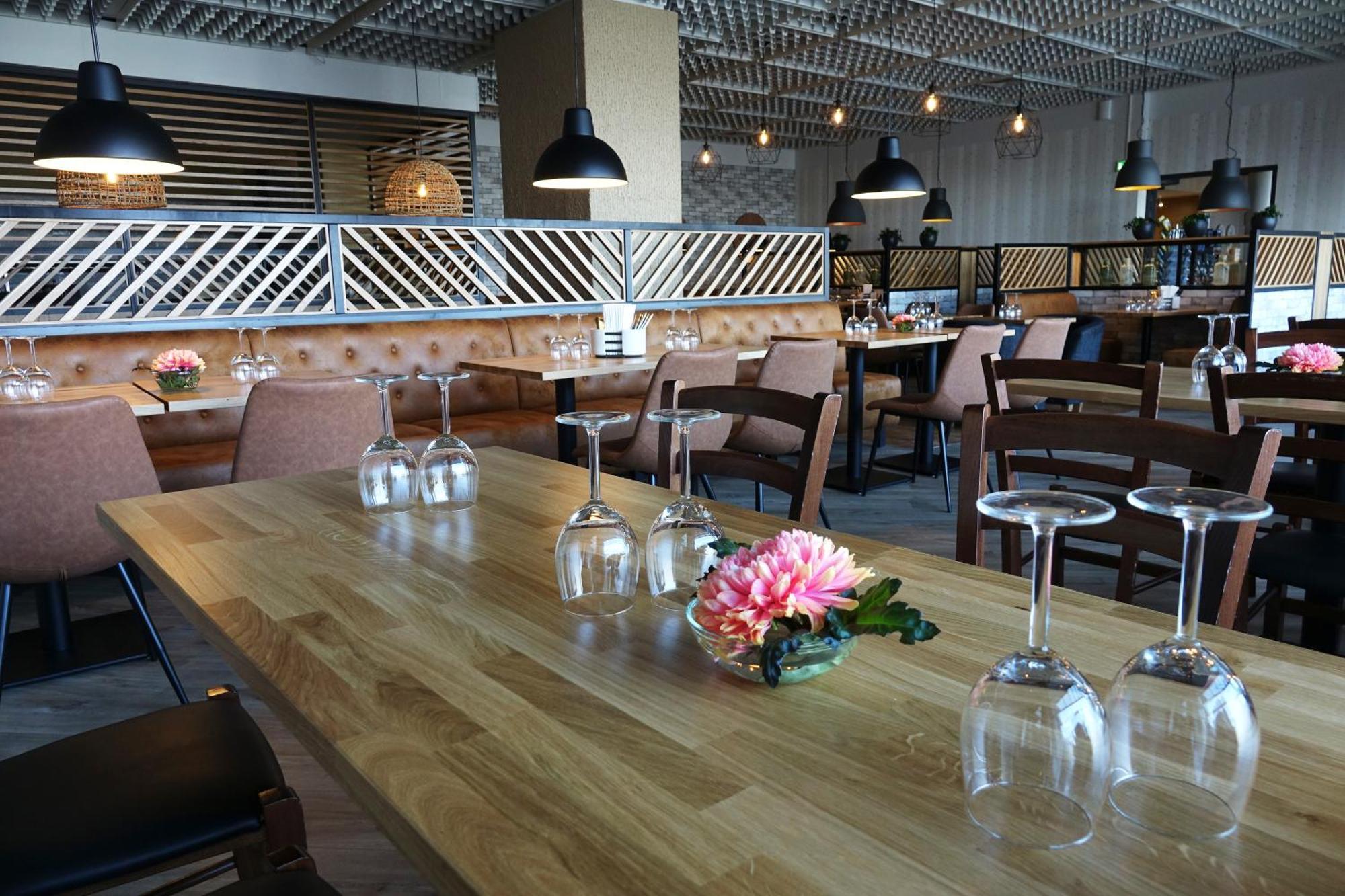 Park Hotel ตอร์นีโอ ภายนอก รูปภาพ